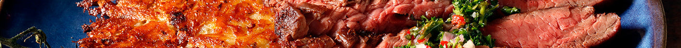 Flanksteak met Golden Steak Rub, Hash Browns &amp; kruidenolie – crispy meets juicy 🔥