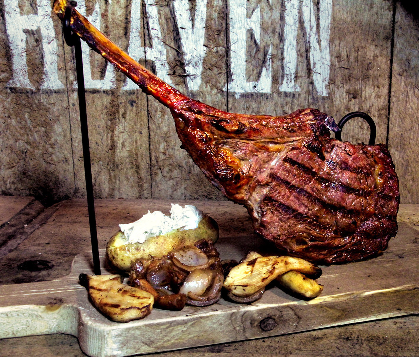 Stand-Up Beer &amp; Honey Tomahawk – Waards Rund 28 dagen dry aged 🔥