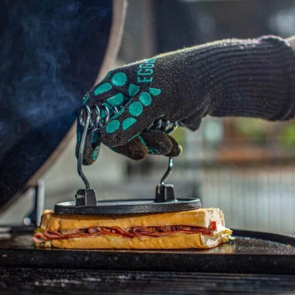 Big Green Egg Big Green Egg Cast Iron Grill Press