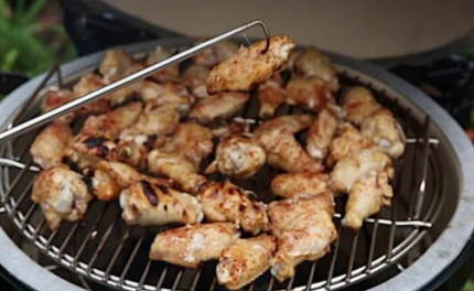 Big Green Egg Big Green Egg Pigtail Meat Flipper