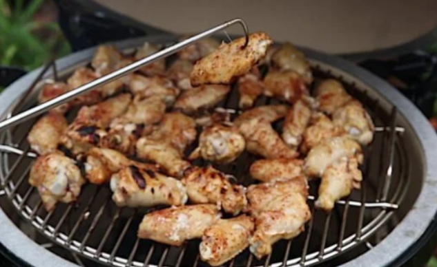 Big Green Egg Big Green Egg Pigtail Meat Flipper