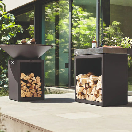 OFYR Heritage Classic Storage 100 Black op een terras met een losse OFYR Storage ernaast
