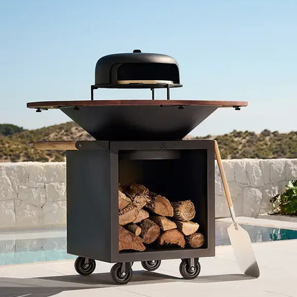 OFYR Heritage Classic storage 100 Black met pizzaoven bij zwembad