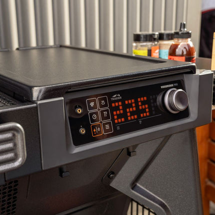 Traeger Wood Fired Grills Traeger Wood Fired Grills Woodridge PRO