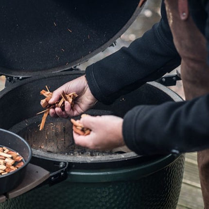Big Green Egg Big Green Egg - Hickory Wood Chips