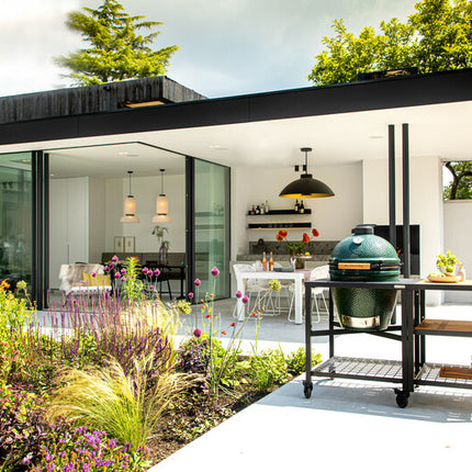 Big Green Egg Big Green Egg - Large in Egg Frame + Expansion Frame Wood & Grid