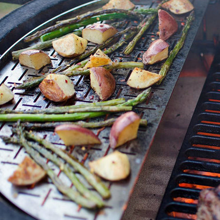 Kamado Joe Kamado Joe - Half Moon SS Cooking Grate (Fish & Veg) - Class