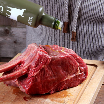 Waards rund Ribstuk of Rib Roast Dry-Aged